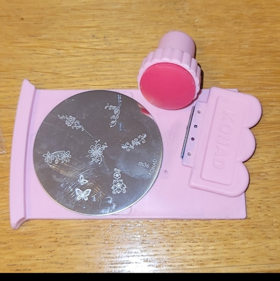 Stamping Nail Set + 6 additional plates - Picture 5 of 16